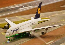 3. HAVALİMANI İÇİN KOLLAR SIVANDI