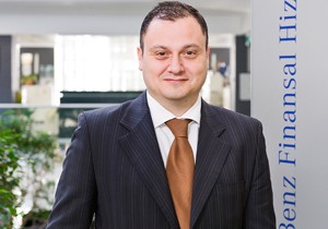 Mercedes-Benz Finansal Hizmetler finale kaldı