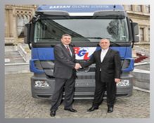 Mercedes-Benz Türk Yıldız Dağıtmaya Devam Ediyor
