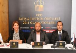 Otomotiv sektörünün prestij gecesinde heyecan doruktaydı