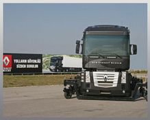Renault Trucks'dan Kamyon Sürücülerine Güvenli Sürüş Eğitimleri
