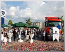 Scania Müşterileri ile Sahada Buluştu