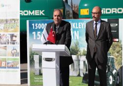 Hidromek 15 bininci aracını teslim etti