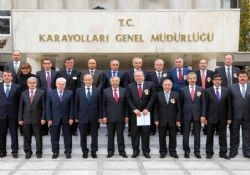 Karayolları Bölge Müdürleri Toplandı 