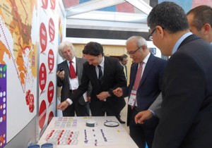 UND, Bakan Lütfi Elvan'ı Standında Ağırladı
